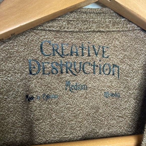 NWOT Bear Print Pocket Tee - Picture 4 of 6